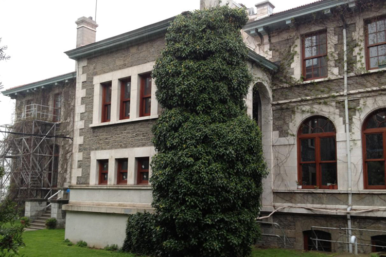 BOĞAZİÇİ ÜNİVERSİTESİ : İstanbul / TÜRKİYE — 6