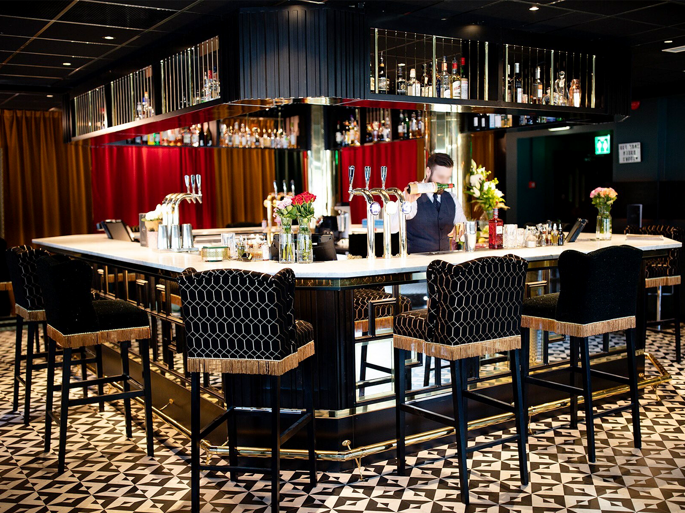 HÖRNET : Stockholm / İSVEÇ — 2