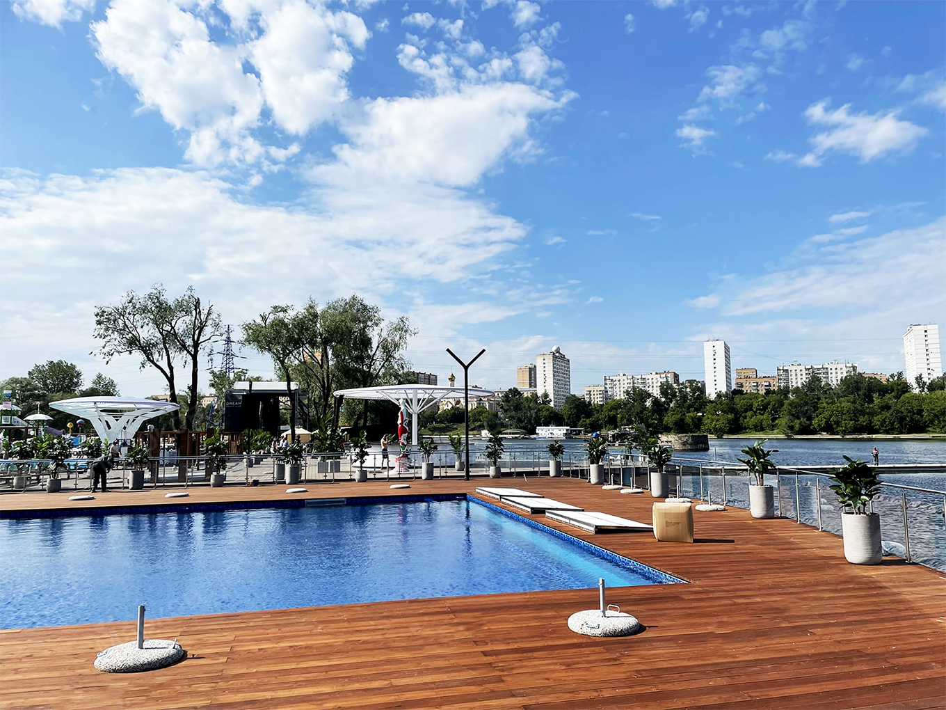 DREAM BEACH CLUB : Moskova / RUSYA — 2