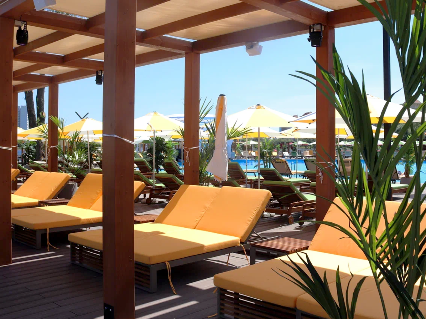 DREAM BEACH CLUB : Moskova / RUSYA — 4